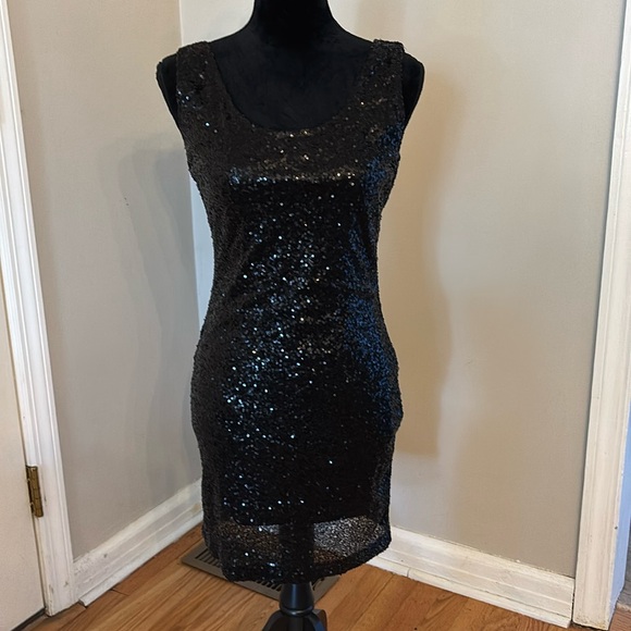 Rue21 Dresses & Skirts - Rue 21 Black Sequin Sleeveless Dress Size M